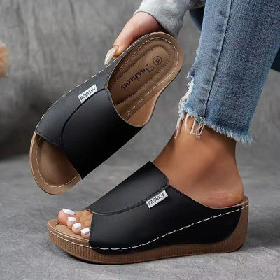 Dorothy Slide Sandals