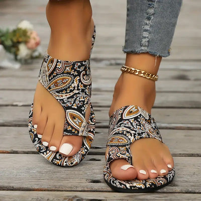 Helen Flat Sandals